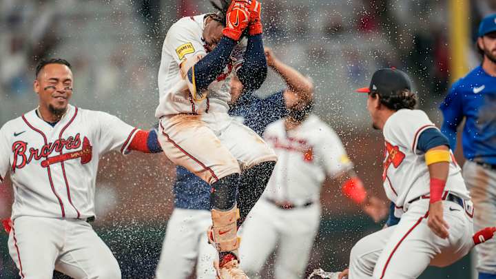 Braves players show support for Ozzie Albies Braves players show support for Ozzie Albies