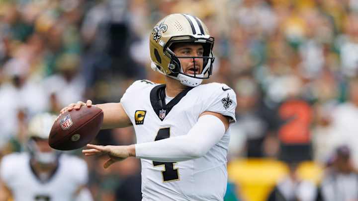 New Orleans Saints' QB Doing Everything He Can to Play Against Buccaneers