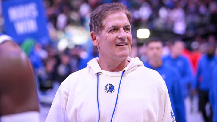 Mark Cuban Jokingly Pleads With Taylor Swift to Dump Travis Kelce, Date a Mavs Player Mark Cuban Jokingly Pleads With Taylor Swift to Dump Travis Kelce, Date a Mavs Player