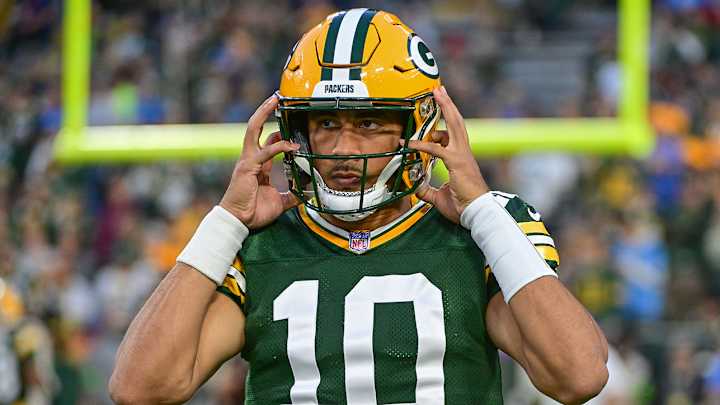 NFL Fans Crushed Packers, Jordan Love for Ineptitude in First Half vs. Lions