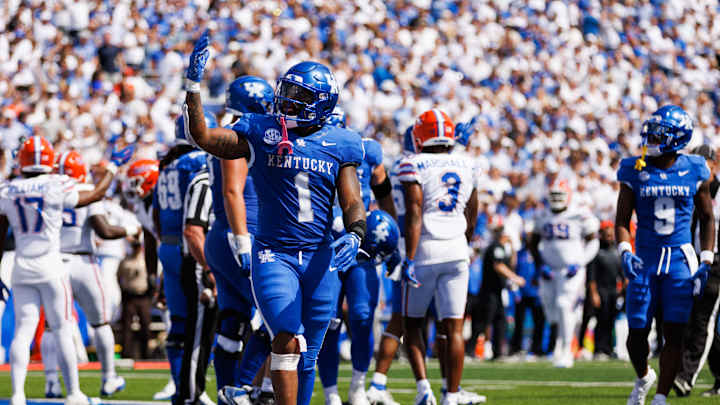 Takeaways: The Kentucky Wildcats take down the #22 Florida Gators in front of a rowdy Kroger Field