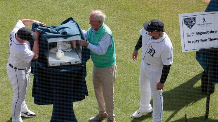 Detroit Tigers Gift Miguel Cabrera Cleats Made of Baseballs From Milestone Moments Detroit Tigers Gift Miguel Cabrera Cleats Made of Baseballs From Milestone Moments