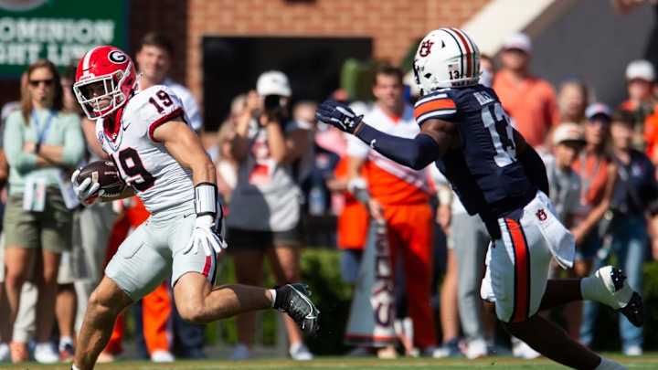 FINAL: Georgia Survives Auburn, Wins 27-20