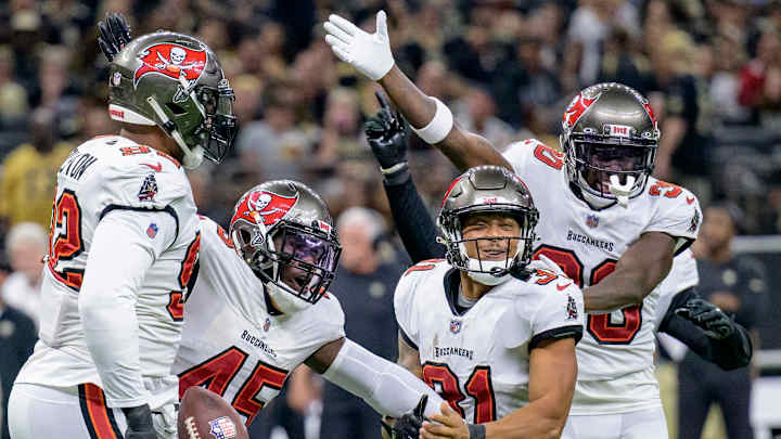 Buccaneers Take NFC South Division Lead with 26-9 Win Over Saints