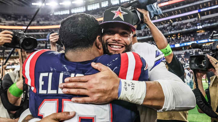 New England Patriots' Ezekiel Elliott Non-Factor vs. Dallas Cowboys in 38-3 Blowout Return New England Patriots' Ezekiel Elliott Non-Factor vs. Dallas Cowboys in 38-3 Blowout Return
