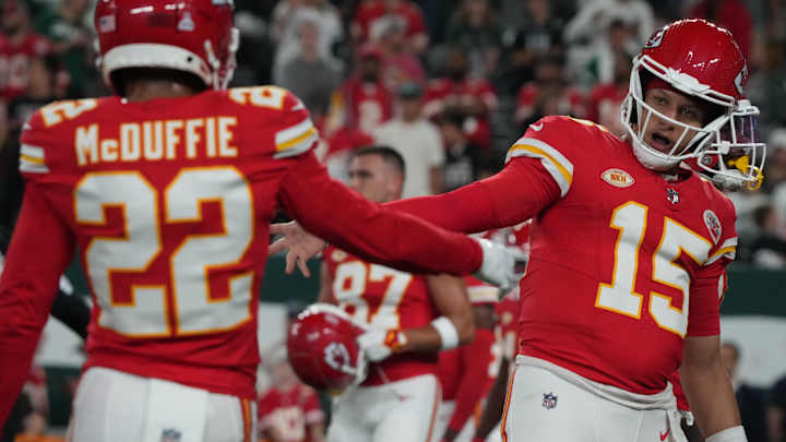 Kansas City Chiefs vs. Minnesota Vikings: 5 Questions and NFL Week 5 Prediction
