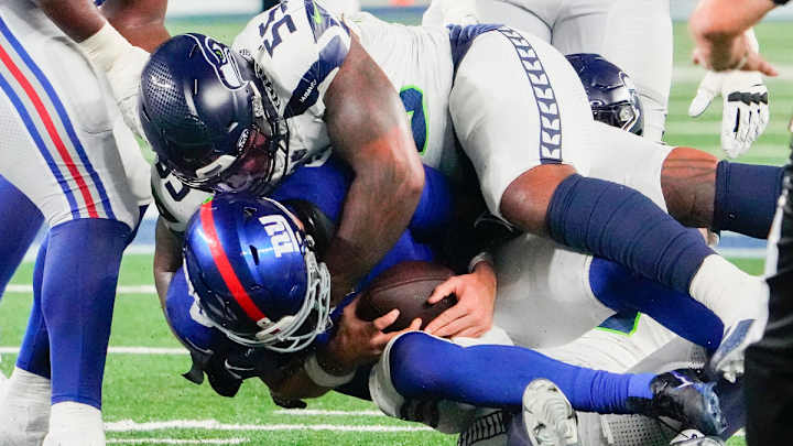 Seattle Seahawks Give New York Giants Taste of Own Medicine In Record-Setting Performance