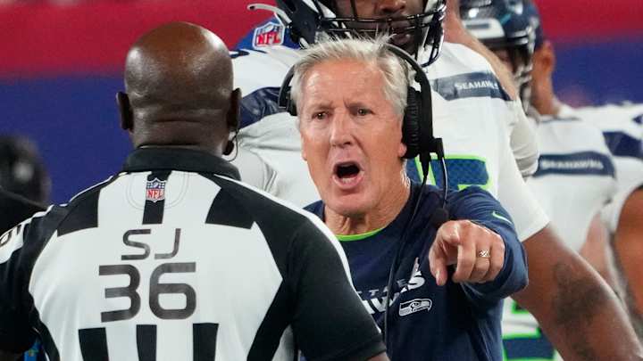 Seahawks’ Pete Carroll Calls for NFL to Ban Type of Tackle That Injured Geno Smith Seahawks’ Pete Carroll Calls for NFL to Ban Type of Tackle That Injured Geno Smith