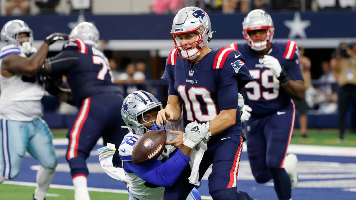 Will Mac Jones, New England Patriots Extend Streak of Offensive Futility vs. New Orleans Saints? Will Mac Jones, New England Patriots Extend Streak of Offensive Futility vs. New Orleans Saints?