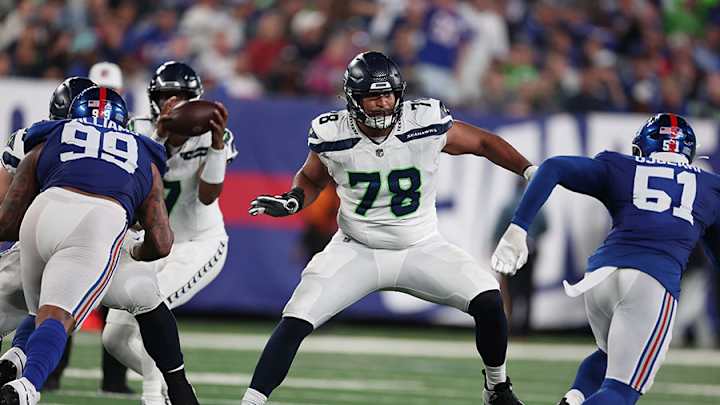 'Incredible What They're Doing!' Seattle Seahawks Backups Fortifying Offensive Line