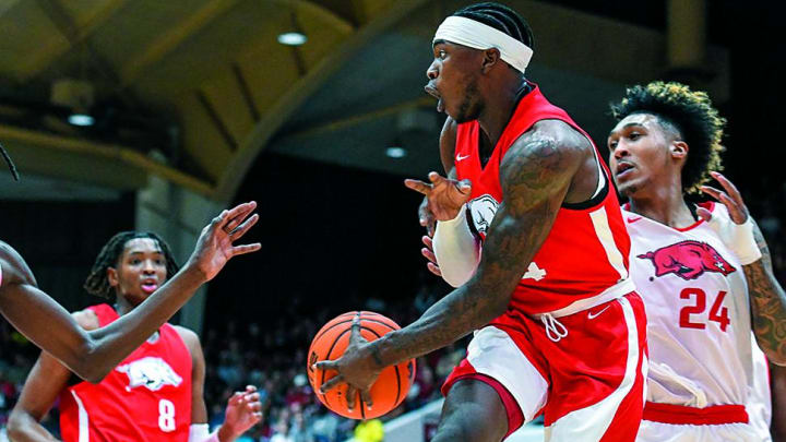 Devo's Here to Lead, Hogs Ready to Follow Devo's Here to Lead, Hogs Ready to Follow