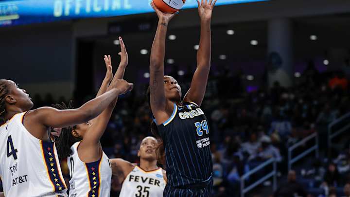 Women's Basketball: Horned Frogs Hire Chicago Sky Forward Ruthy Hebard