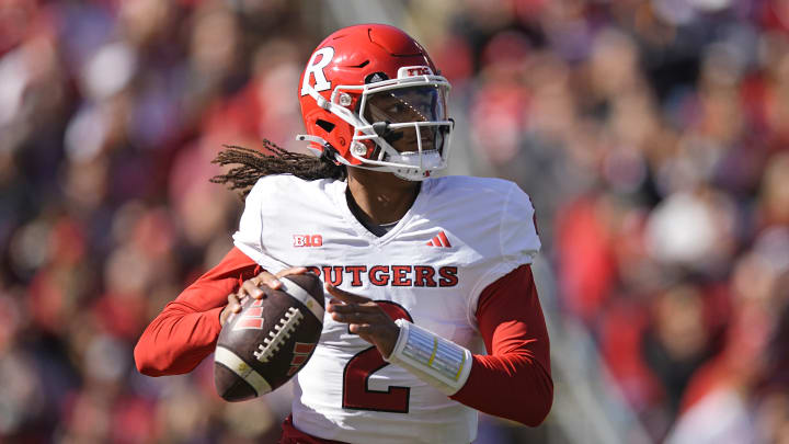 Big Ten Network Cameraman Shares Painful First-Person Video of Low Blow From Errant Pass