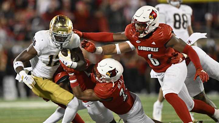 Louisville's Defense Starting to Hit Their Collective Stride Louisville's Defense Starting to Hit Their Collective Stride