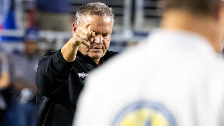 Razorbacks Finding Identity on Offense, but Not Good One