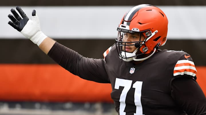 Should Browns Consider Trading For Former All-Pro Left Tackle?