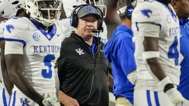 Kentucky’s Mark Stoops Asks Unhappy Fans for NIL Donations After Blowout Loss
