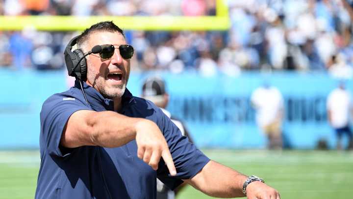 Titans Travel Plans: Mike Vrabel Might Be Making a Mistake Not Heading to London Soon