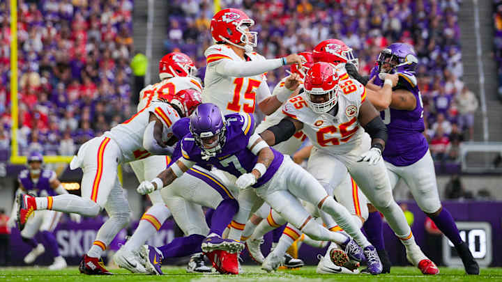 The Vikings' Blitz-Heavy Approach Under Brian Flores Hasn't Yielded Results