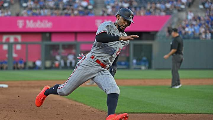 Minnesota Twins Add Byron Buxton to ALDS Roster With Alex Kirilloff Injured