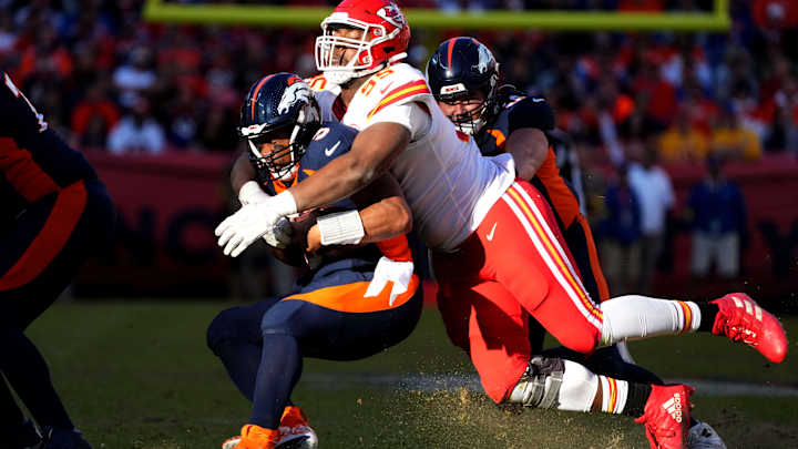 Broncos Can't Let Chiefs All-Pro Defender Wreck the Offense