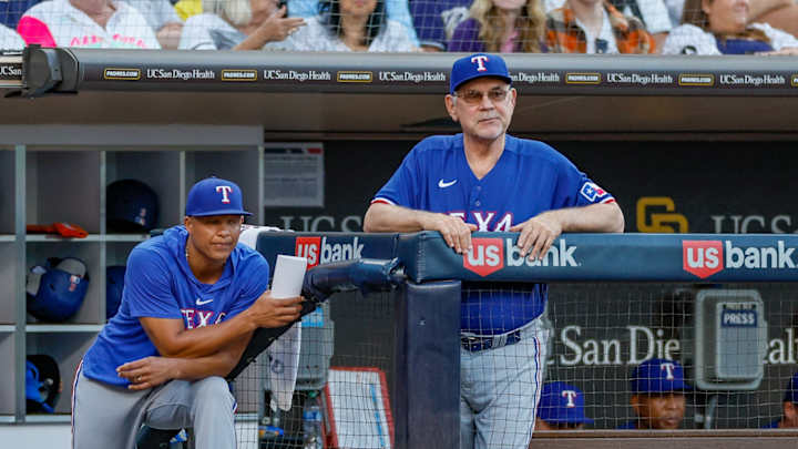 Texas Rangers' Venable Tells Interested Teams That He is Staying with Rangers and Won't Go For Manager Jobs