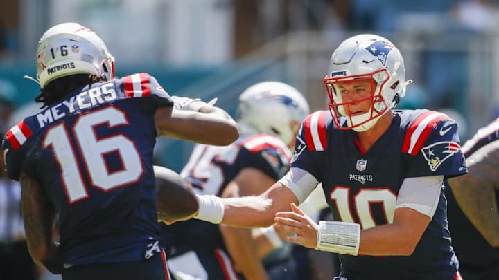 Patriots QB Mac Jones on Raiders WR Jakobi Meyers
