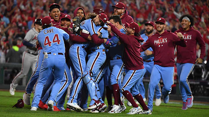 Phillies Mocked Orlando Arcia’s Comment About Bryce Harper With T-Shirts During NLDS Celebration Phillies Mocked Orlando Arcia’s Comment About Bryce Harper With T-Shirts During NLDS Celebration