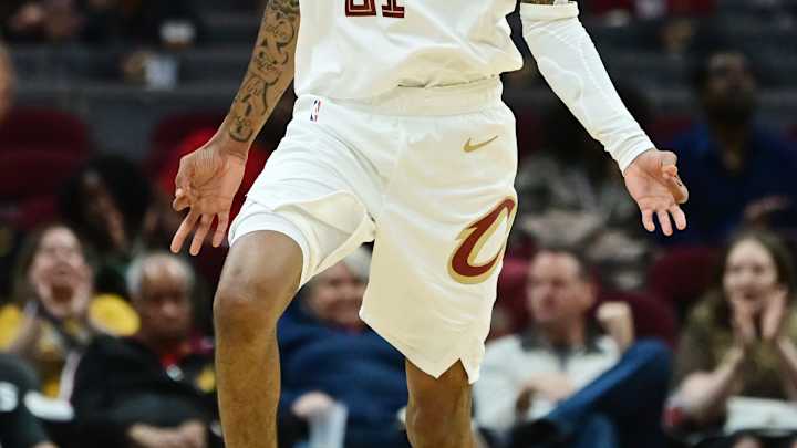 Emoni Bates Shines Late In Second Straight Cavaliers Preseason Game