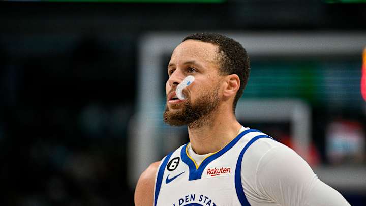 Steph Curry's Status vs. Suns Revealed