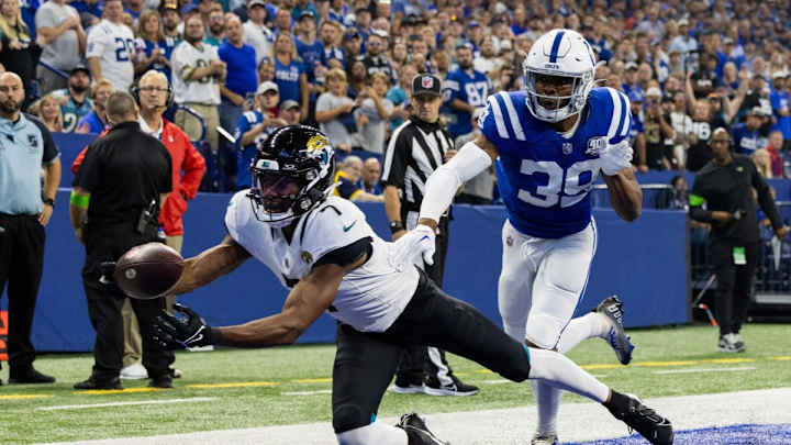 Jaguars vs. Colts: Zay Jones, Walker Little Ruled Out