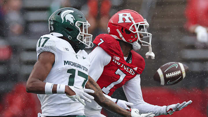 3 Up, 3 Down: Michigan State's 4th Quarter Collapse Spoils Katin Houser's First Start