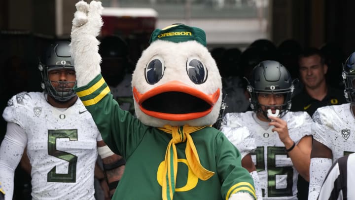 Oregon Ducks Mascot Shoots His Shot With Pop Star Dua Lipa Oregon Ducks Mascot Shoots His Shot With Pop Star Dua Lipa