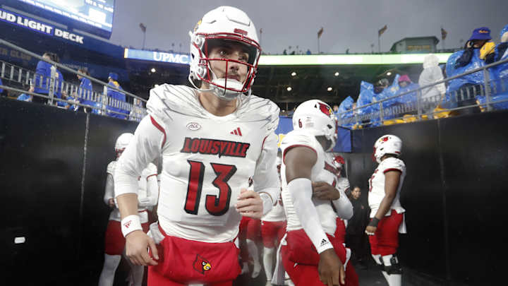 Louisville Operating With Increased Focus Following First Loss and Bye Week