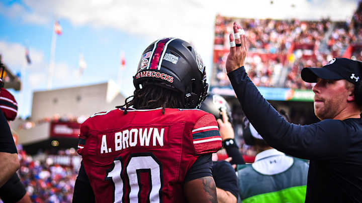 Shane Beamer Gives Tuesday Injury Update Ahead Of Matchup With Aggies Shane Beamer Gives Tuesday Injury Update Ahead Of Matchup With Aggies