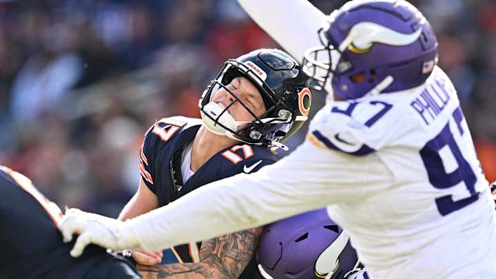 Mixed Results in Tyson Bagent's Debut