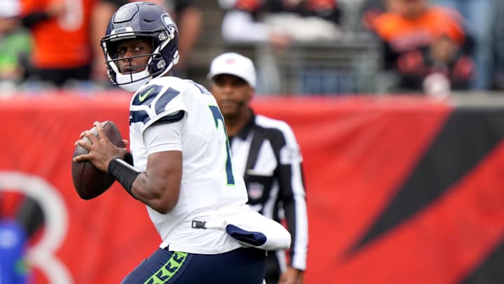 Seattle Seahawks Geno Smith Takes Responsibility for Interceptions: 'Need to Be Better' Seattle Seahawks Geno Smith Takes Responsibility for Interceptions: 'Need to Be Better'