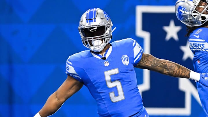 Lions' Starting Running Back Injured in First Half vs. Tampa Bay Buccaneers