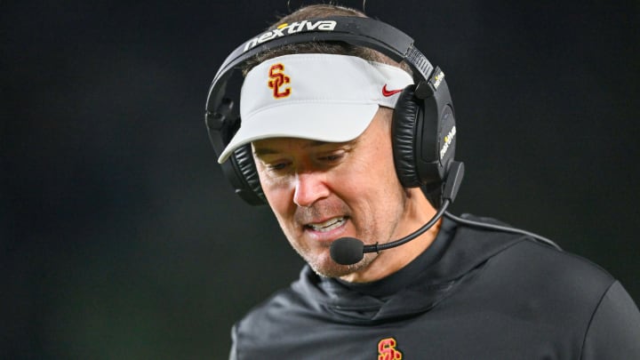 USC Football: Lincoln Riley Acknowledges the Challenges of Going Undefeated USC Football: Lincoln Riley Acknowledges the Challenges of Going Undefeated