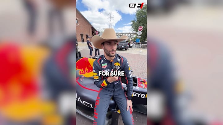 F1 News: Daniel Ricciardo Rips Up Sebastian Vettel's Championship Car In Nashville