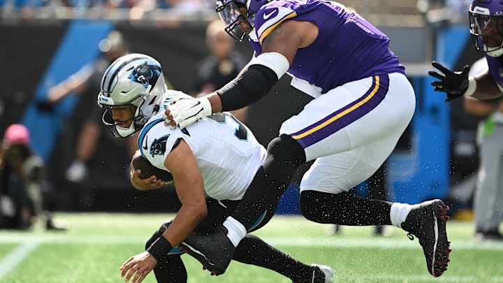 Report: Vikings' Marcus Davenport Has High-Ankle Sprain, Could Go to IR