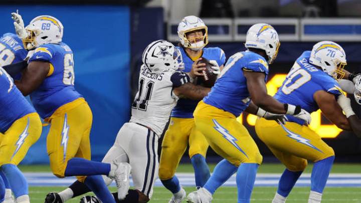 Dallas Cowboys Clutch Defense Beats Los Angeles Chargers 20-17: Live Game Log Dallas Cowboys Clutch Defense Beats Los Angeles Chargers 20-17: Live Game Log