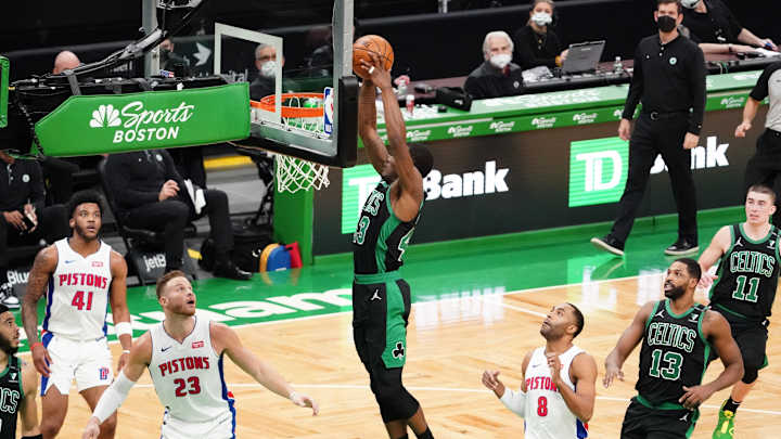 Warriors Announce Signing of Former Celtics Player