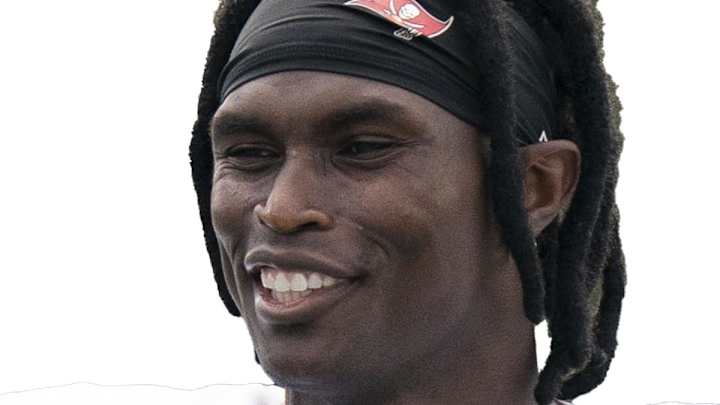 Julio Jones Returns to NFL by Uniting With Former Alabama Quarterback Julio Jones Returns to NFL by Uniting With Former Alabama Quarterback