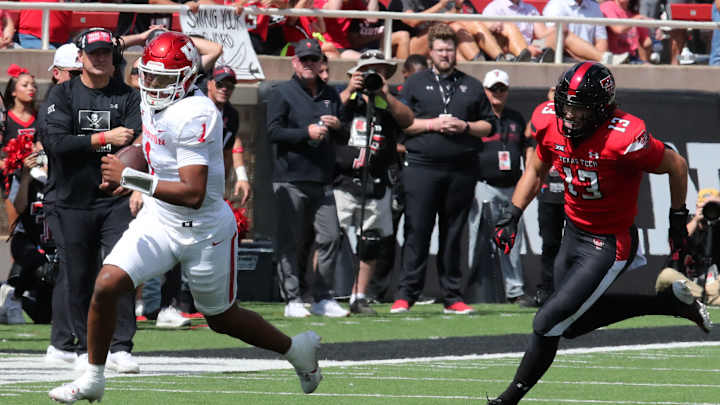 Longhorns vs. Cougars Week 8: Offensive Players To Watch