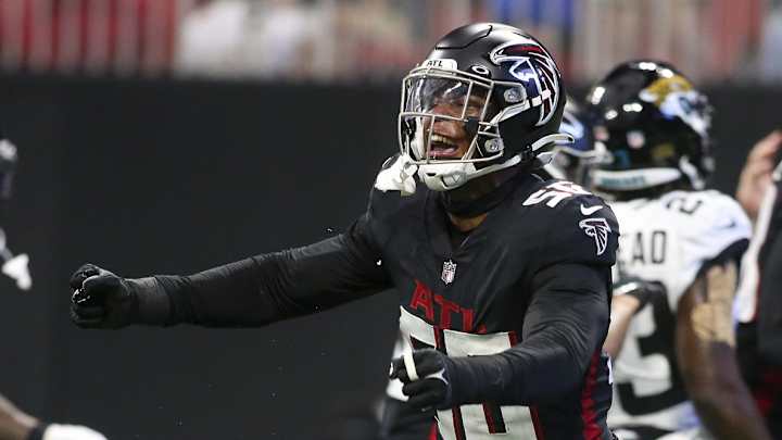 Dolphins release Chase Winovich injured, sign new linebacker