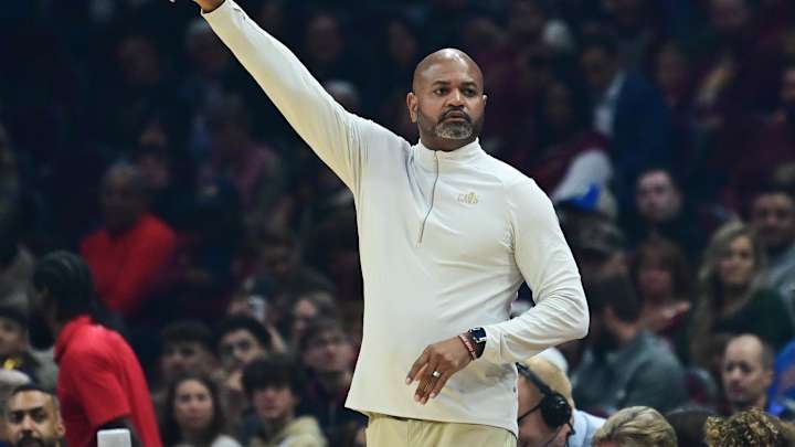 J.B. Bickerstaff, Cavaliers Set Specific Timing Goal For Suddenly Speedy Offense To Increase Efficiency
