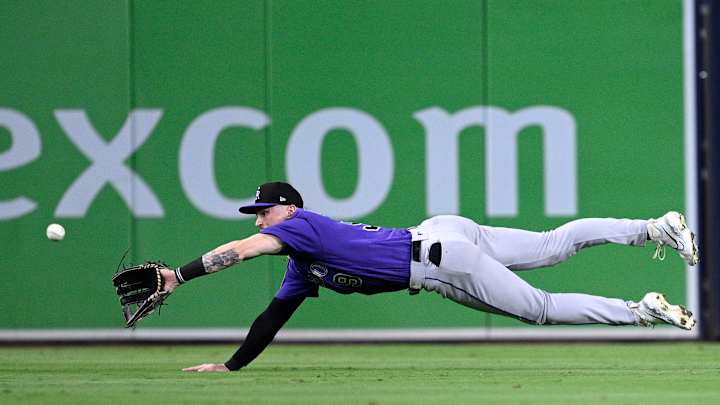 Colorado Rockies Rookies, Veteran Named Finalists For NL Gold Glove Awards