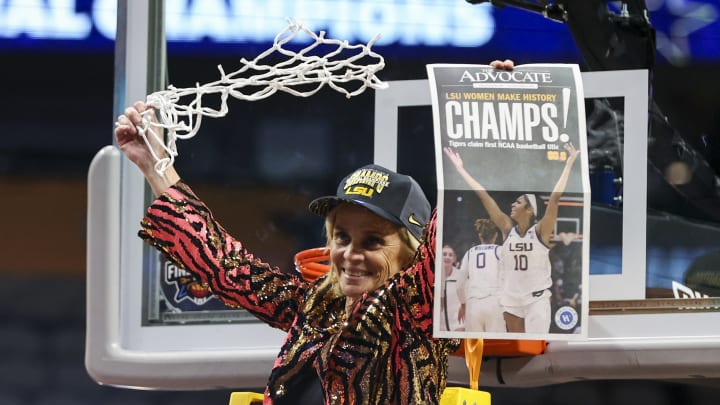 Preview: Kim Mulkey, LSU WBB To Take On Southeastern in Hammond