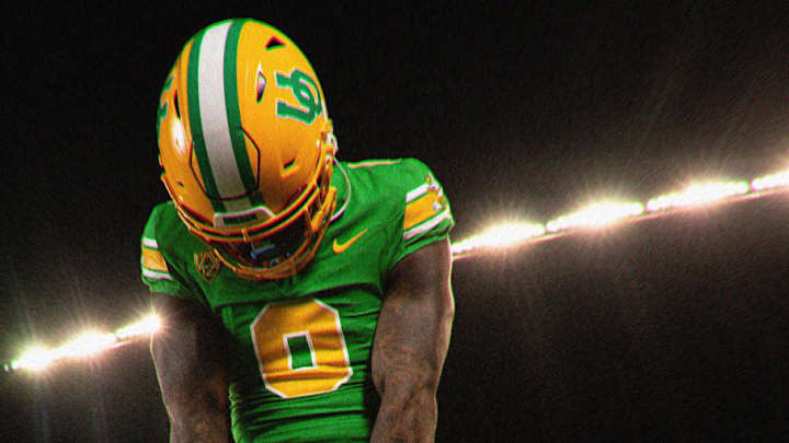 Oregon Unveils Retro Throwback Uniform Combination for Washington State Oregon Unveils Retro Throwback Uniform Combination for Washington State
